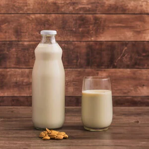 Yogurt natural de almendras
